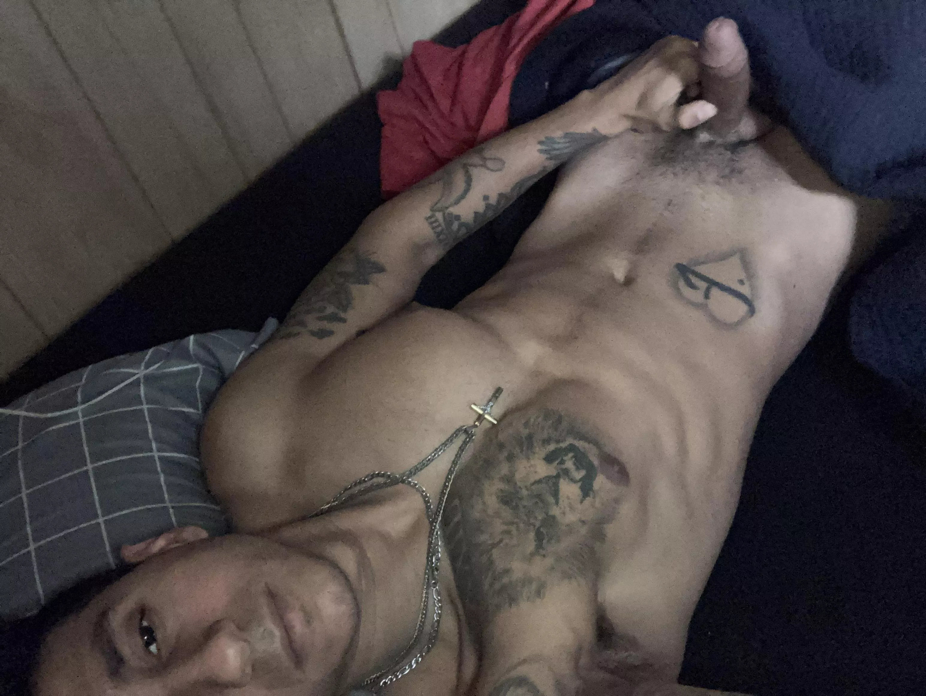 Good morning ☀️ happy Sunday it’s time to go workout now (M)