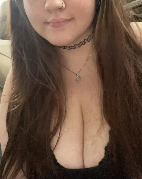 Hope everyone is having a great night 🌙🍃