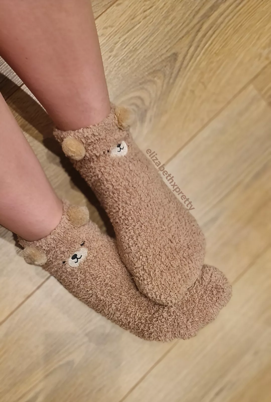 How cute are my new socks? (F)