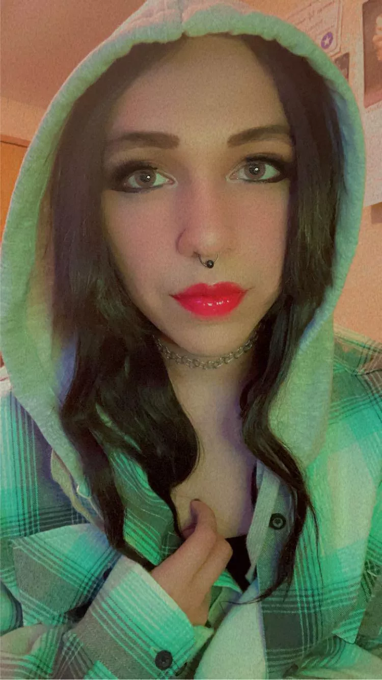 How’s your day/night? 🖤