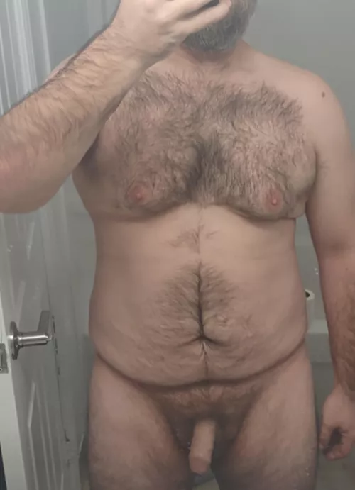 I think I'll just hang out all day today 😏