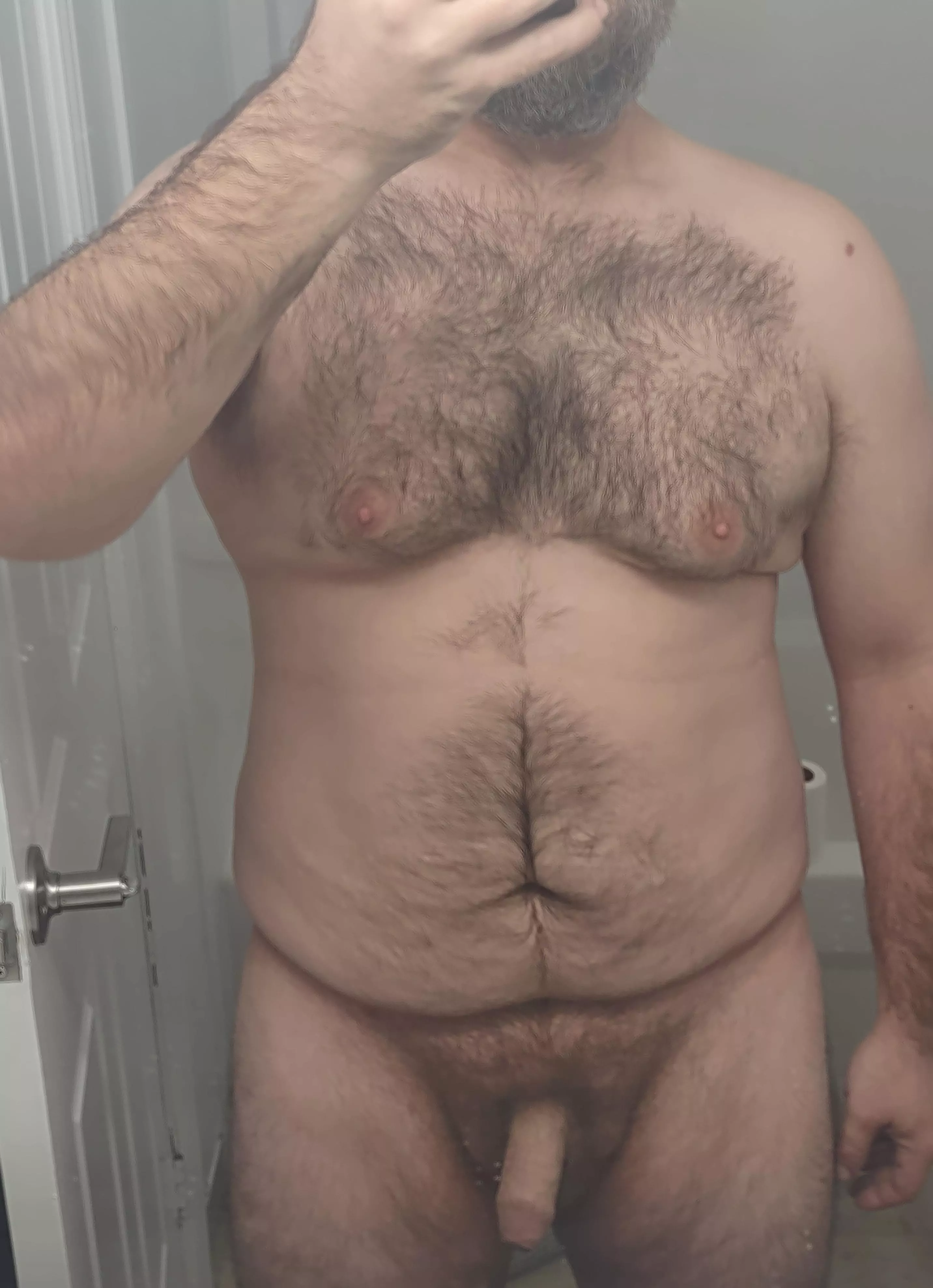 I think I'll just hang out all day today 😏