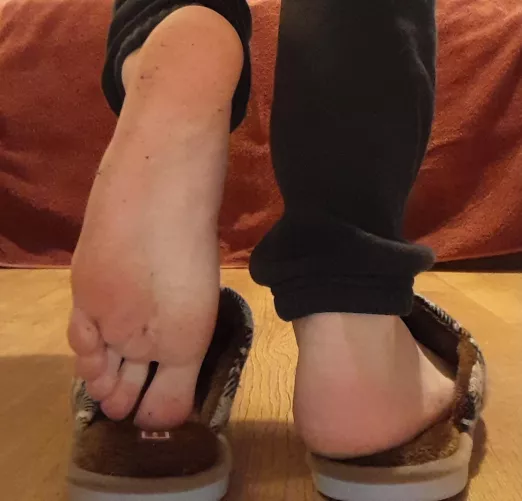 I want your saliva all over them