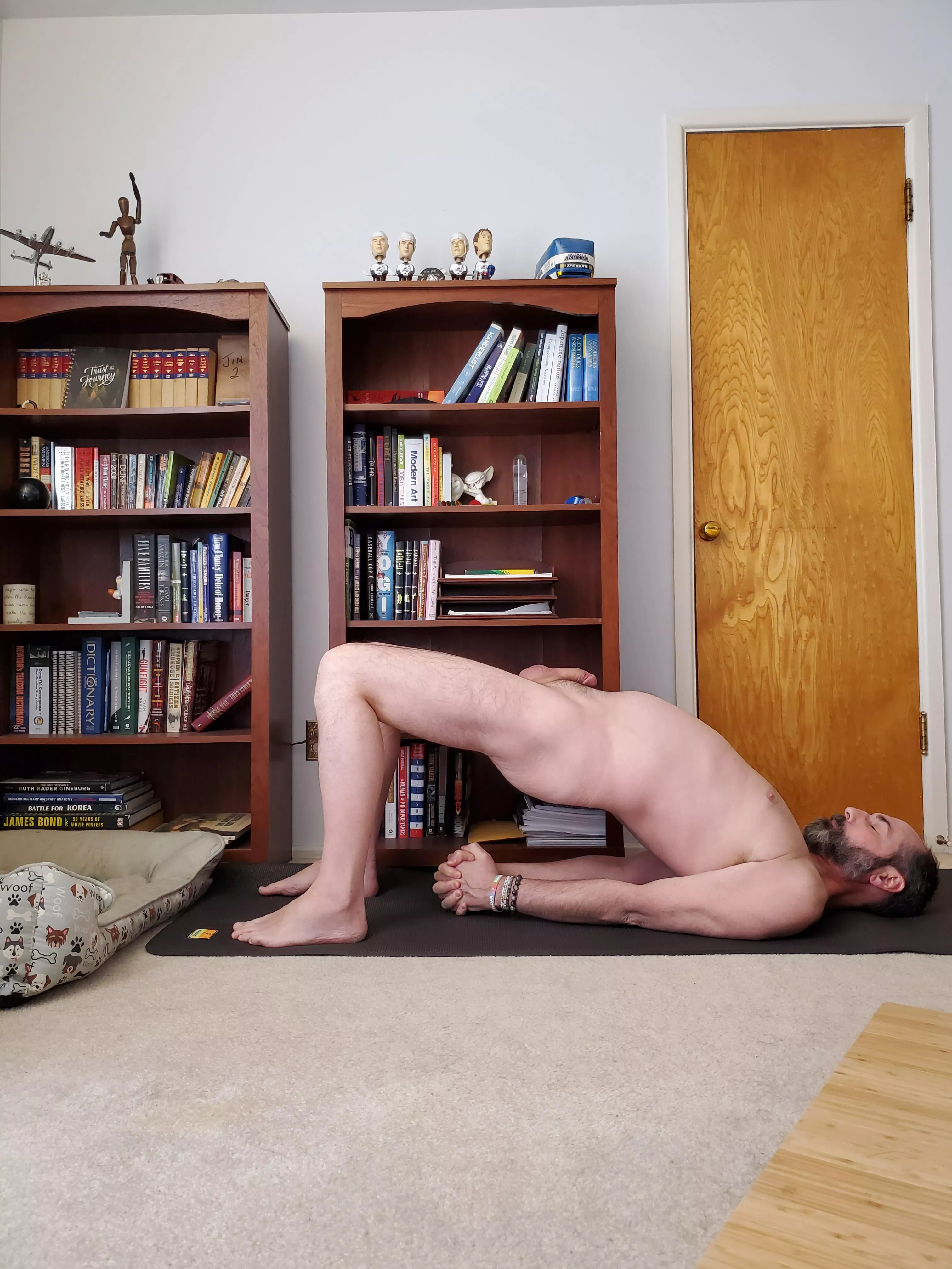 I'm just bridging my way into a new week...how about you 💖😘🧘‍♂️🕉