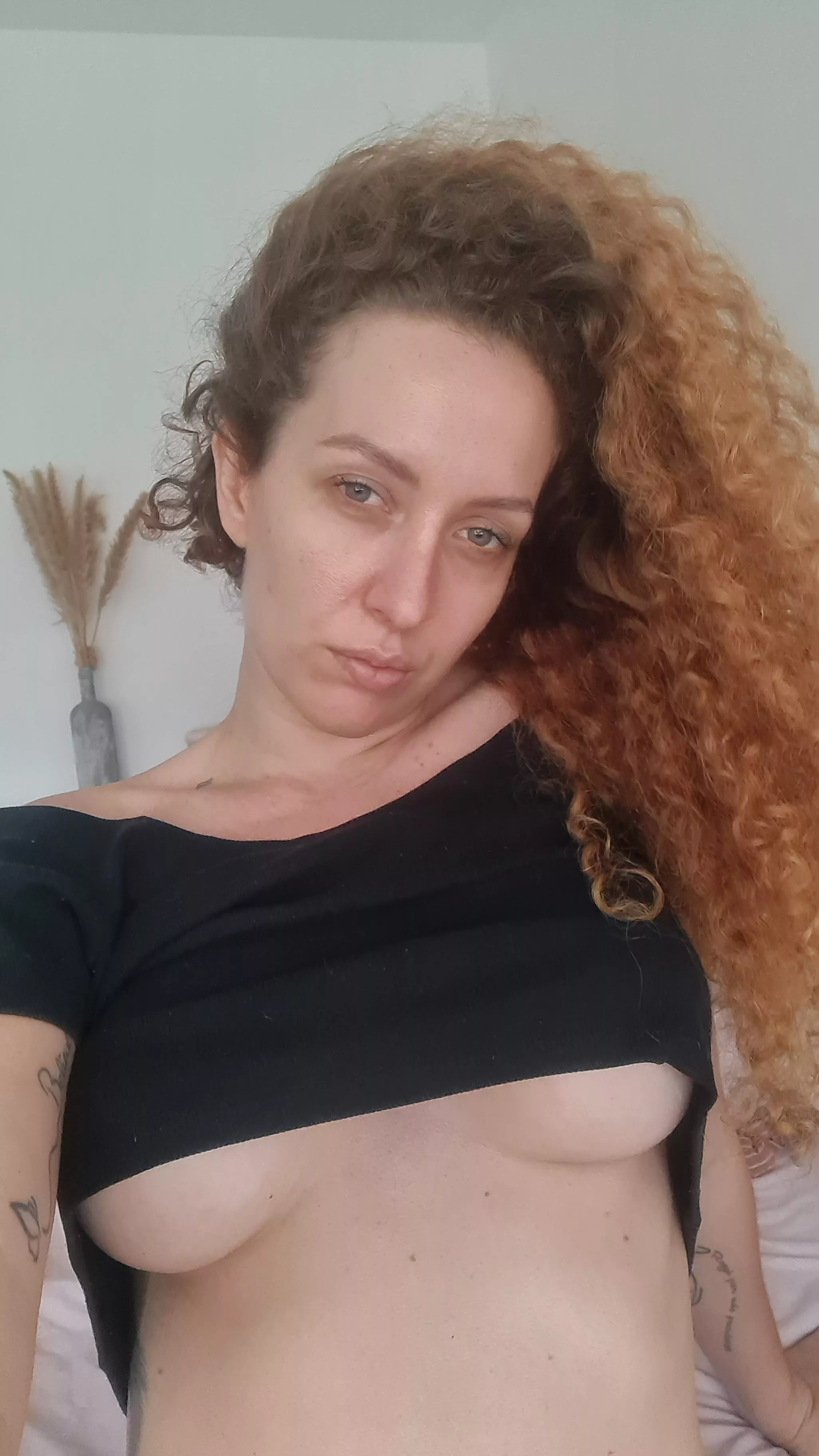 Lazy hot sunday in bed.