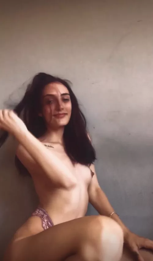 Let me jump on you until you explode in me