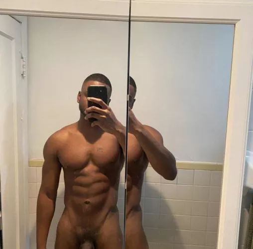 (M) Hey 💪🏿