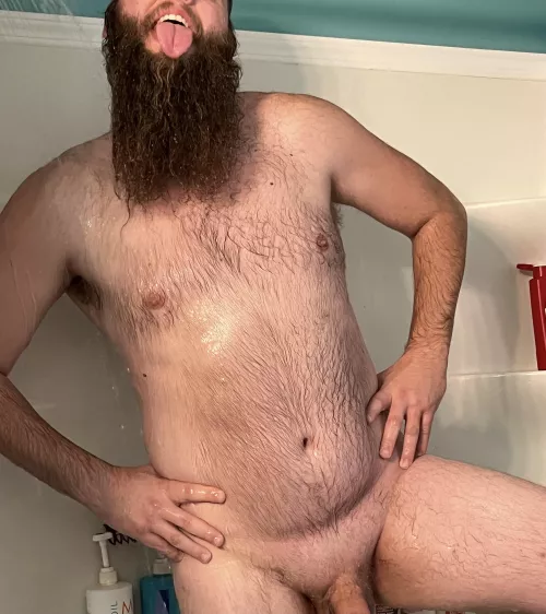 My audition for being Captain Morgan's new logo. 🏴‍☠️🐻 Would you guys buy it if I was the logo? 🤭🤭