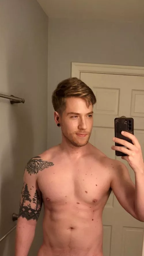 now how's about you quit teasing and come kiss me on the mouth 🤨