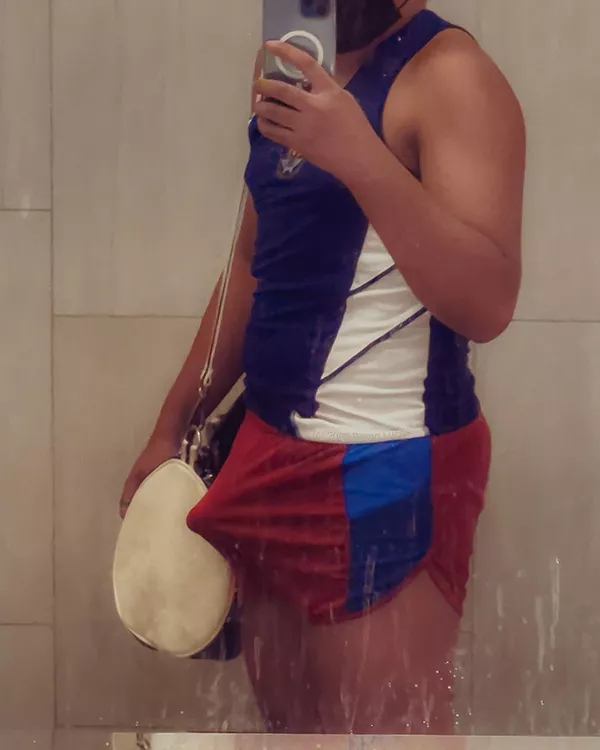 Outlines on a Post-gym Westfield night