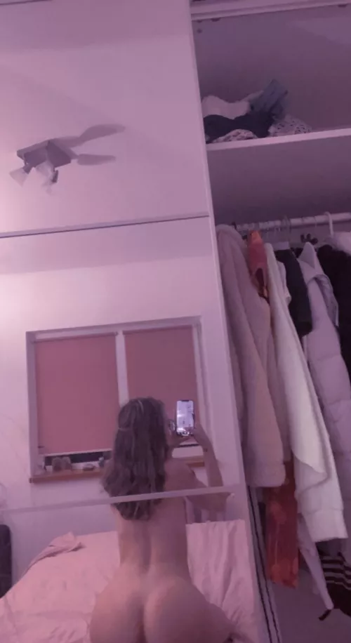 react to see more daddy