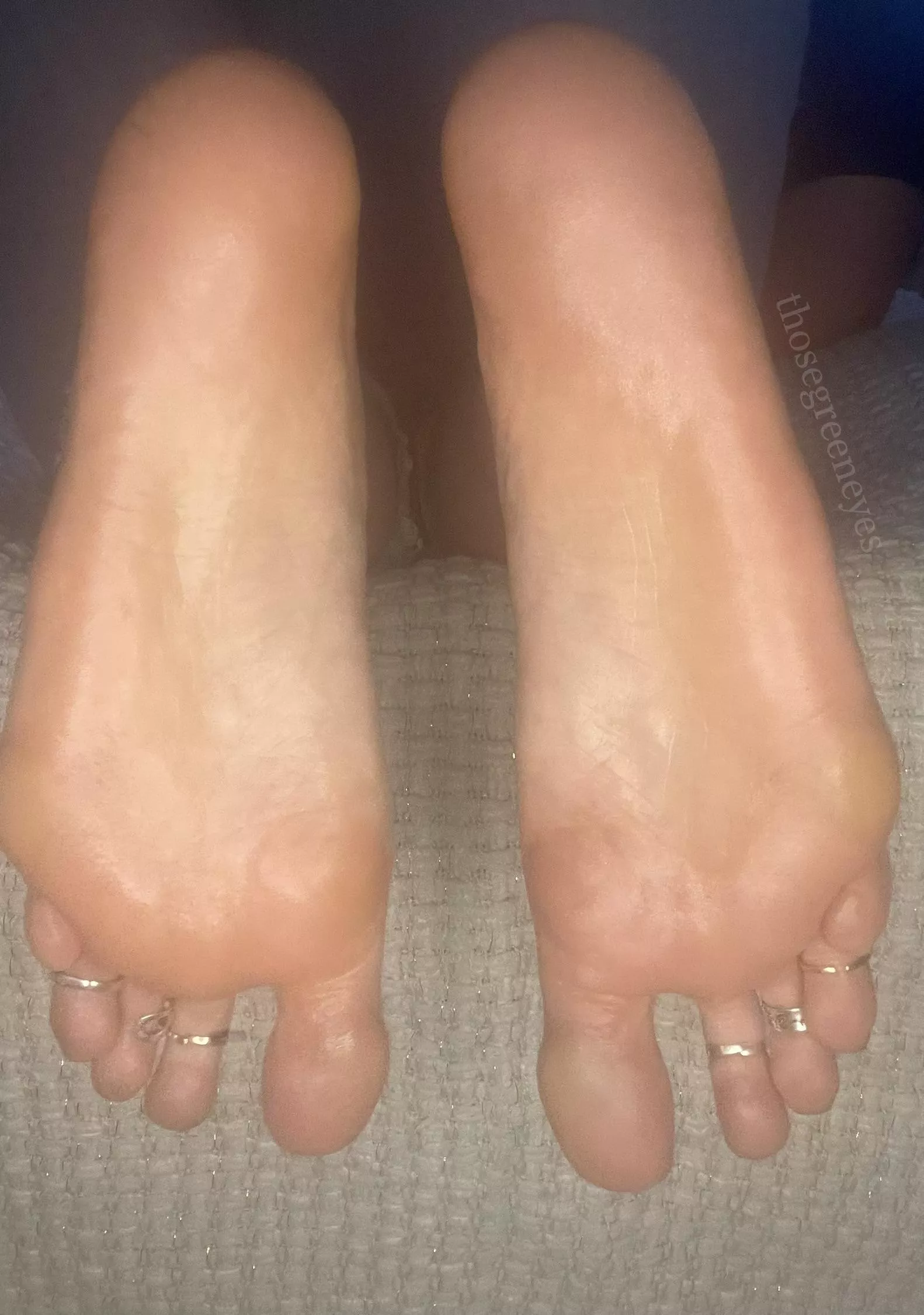 Smooth soles for a Sunday