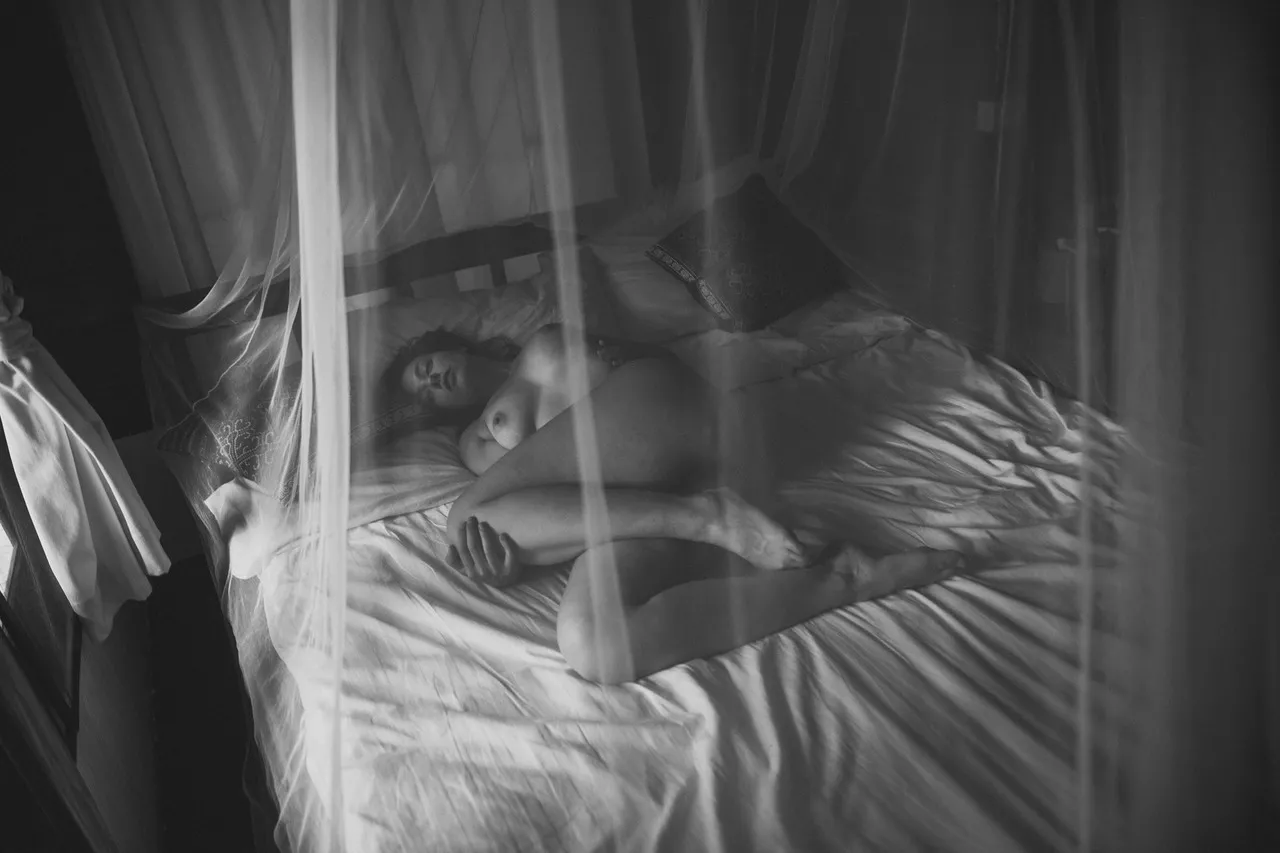 The Voyeur - model Sophie Canare, ph. John Denton