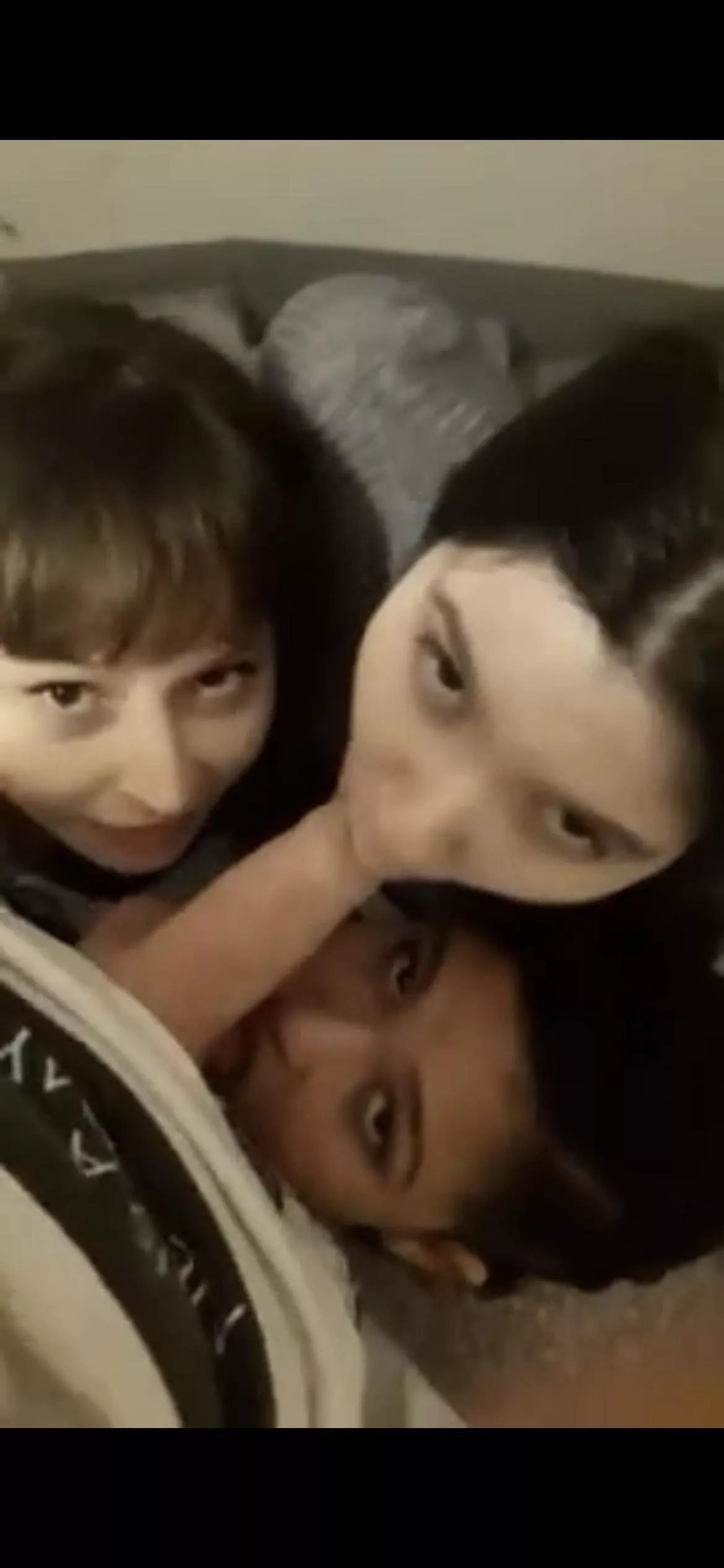 These 3 girls made me cum extremely fast 😵‍💫