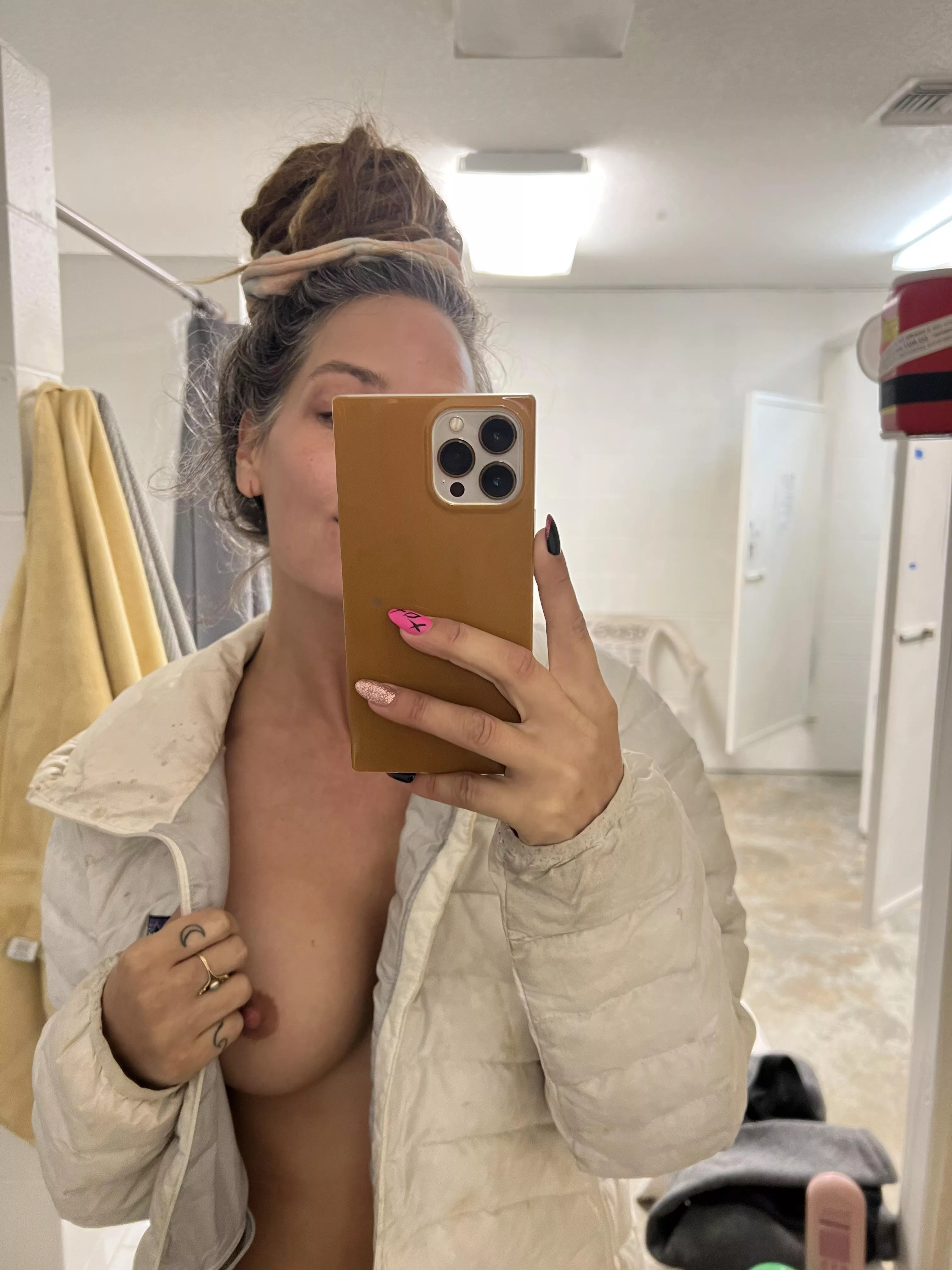 This cold snap is NOT this van girl’s fav :)