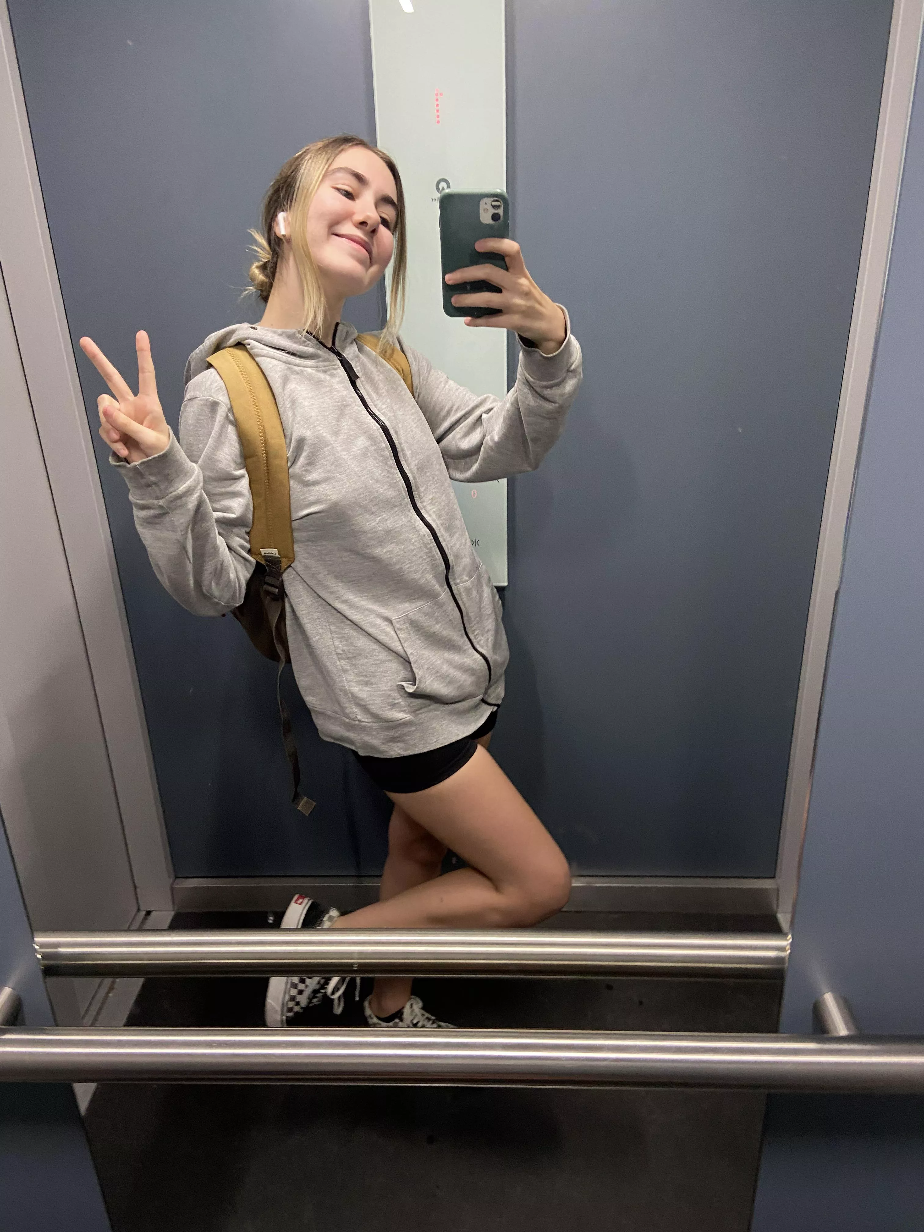 today I went to connect with nature and listen to music, life is good F20