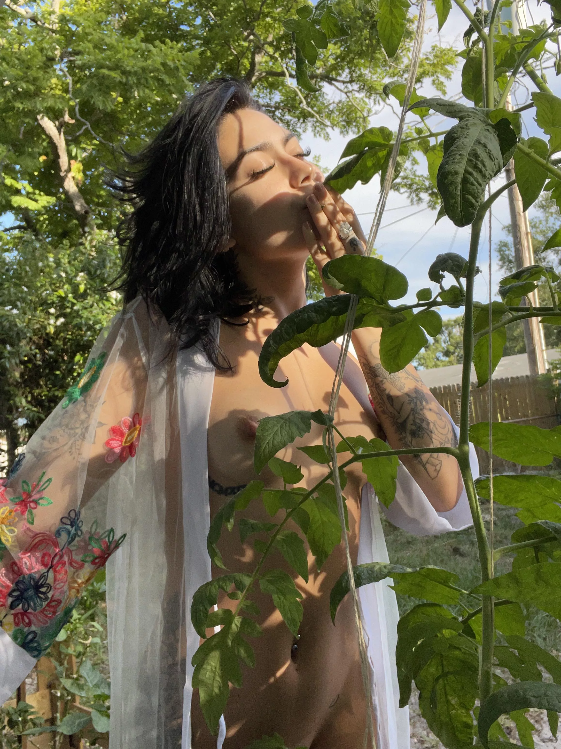 Waking like this feels so good baby 😘🌸