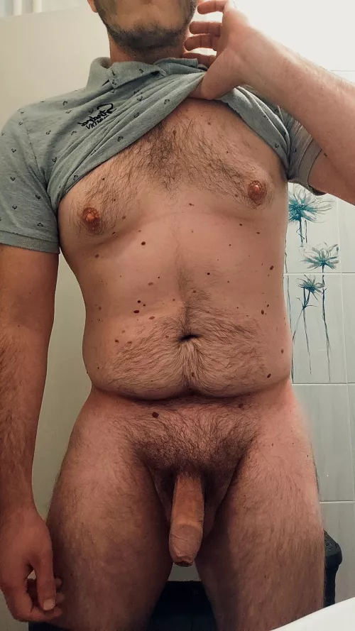 Wanna feel it grow in your mouth? 🐘