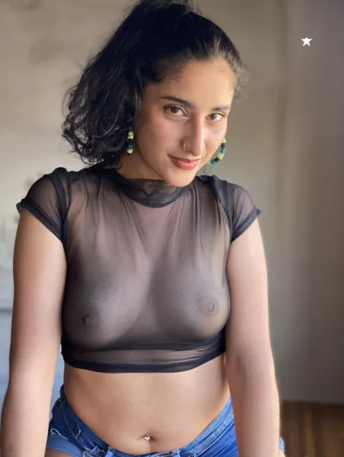 Want you to lick my lips gently 👅