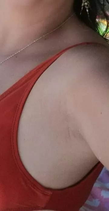 What do you think of my friend's armpits? they would lick it?