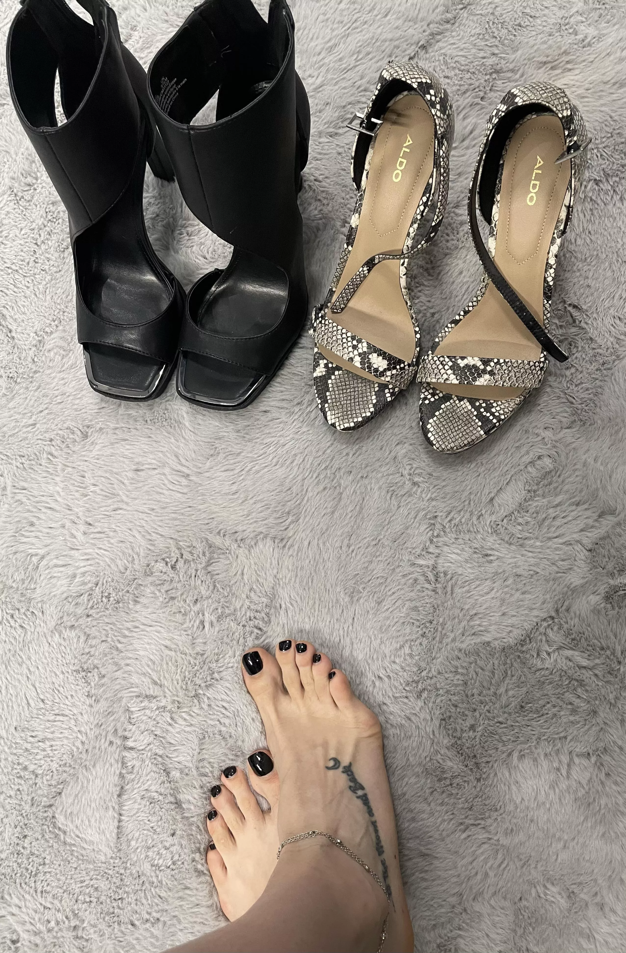 Which heels should I get fucked in tonight?