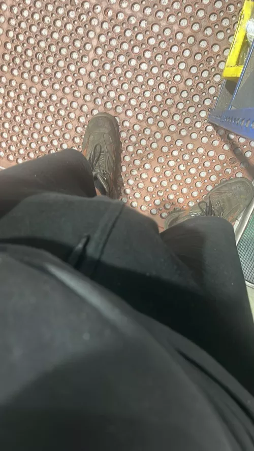 Work bulge ! Would you stare ladies ?