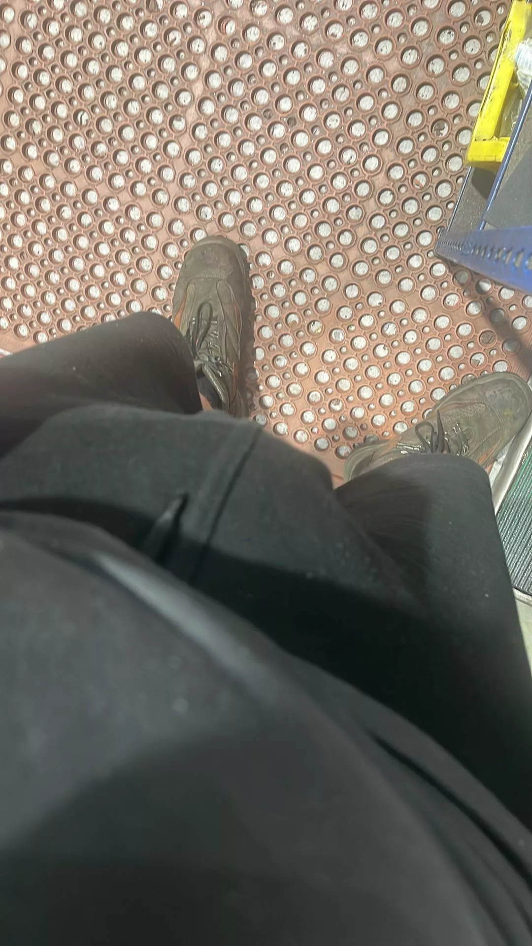 Work bulge ! Would you stare ladies ?