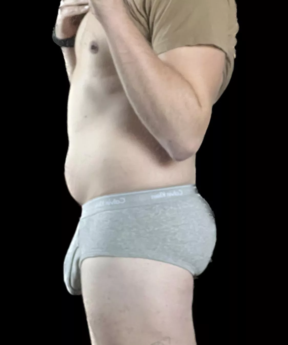 Wyd if you look over and see me in the locker room? (25)