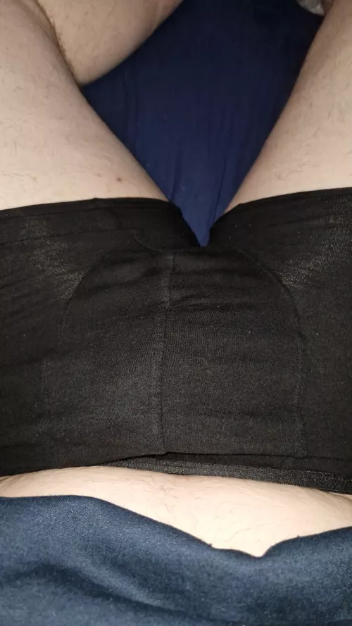 19 male from Germany bored just came home from school. wanting some entertainment. @jann_hauke