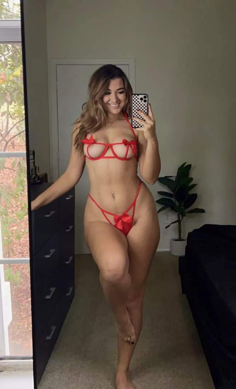 19 year old college student, would you date me?