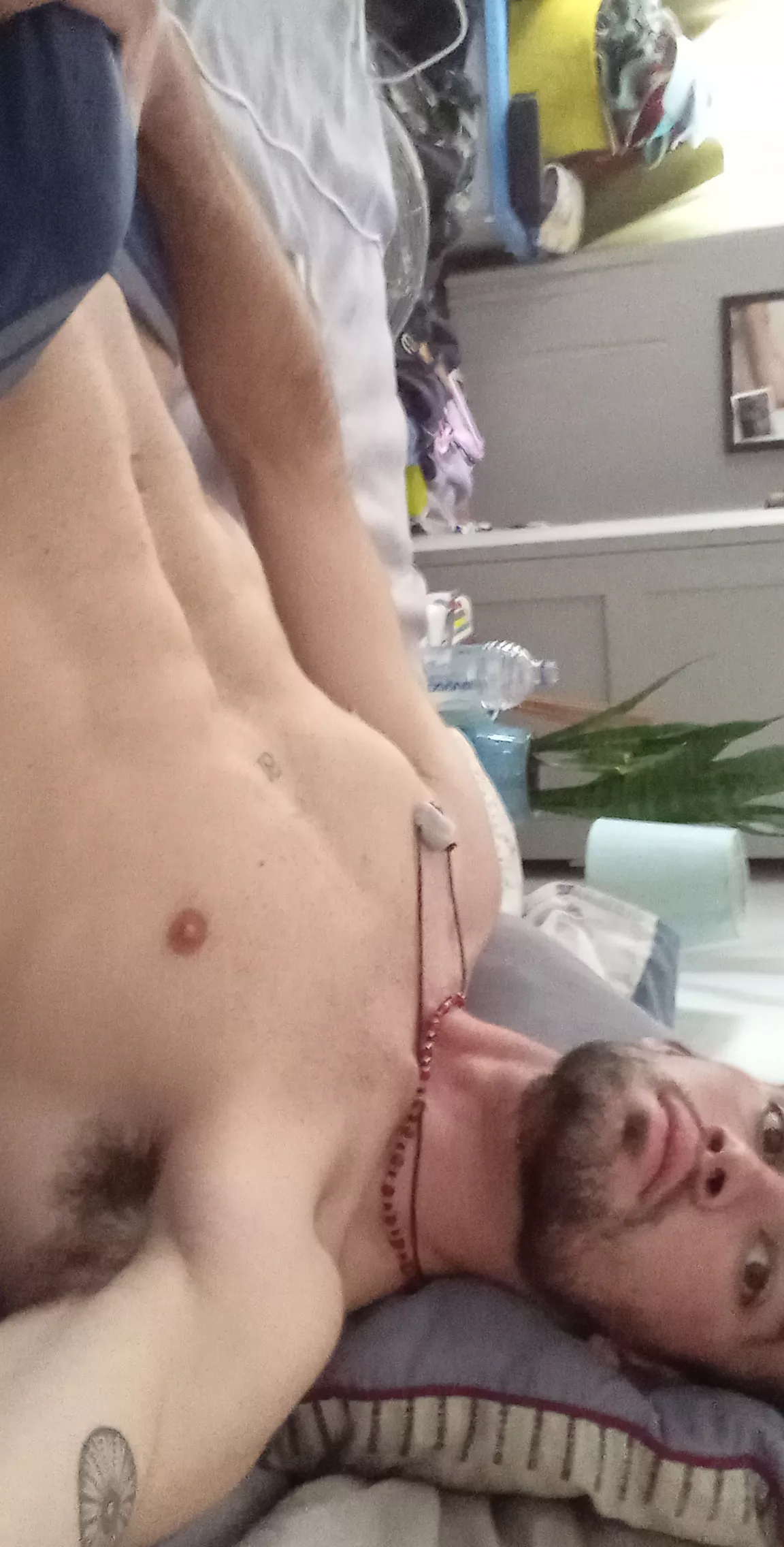 22 from south africa. toned dudes hmu on snapchat: classick_leloux.