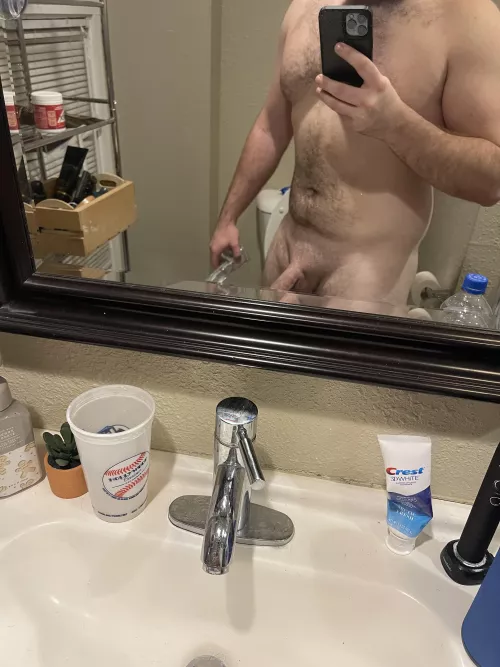 25 curious straight boy, anyone Wana make me their toy? Ohiothrw
