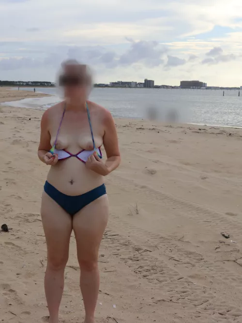 30's [F] beach