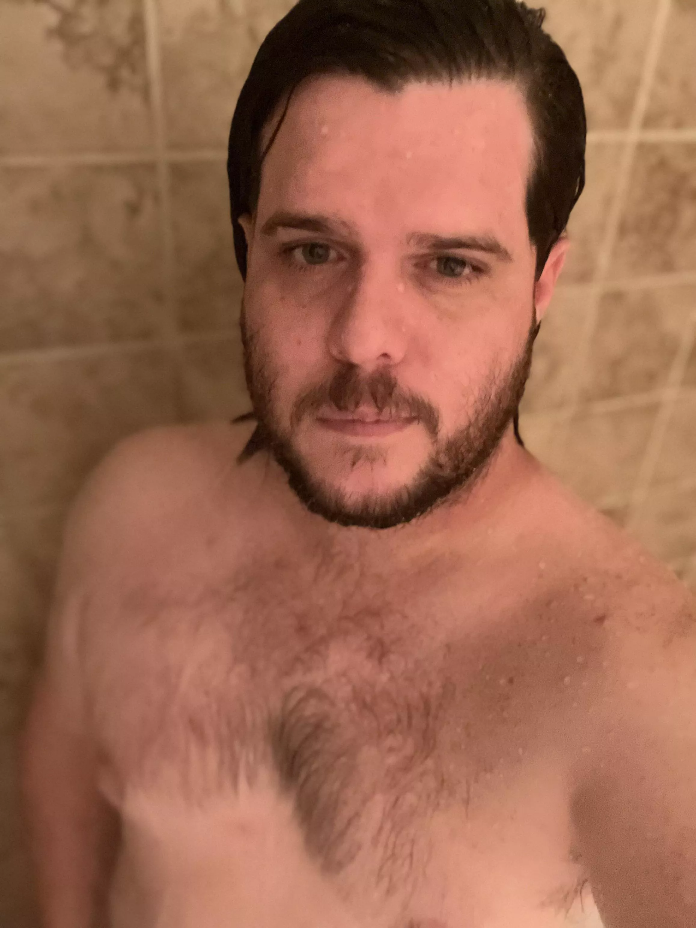 33 chill verbal dude dad bod for some bromance. Show face Brojamesdean