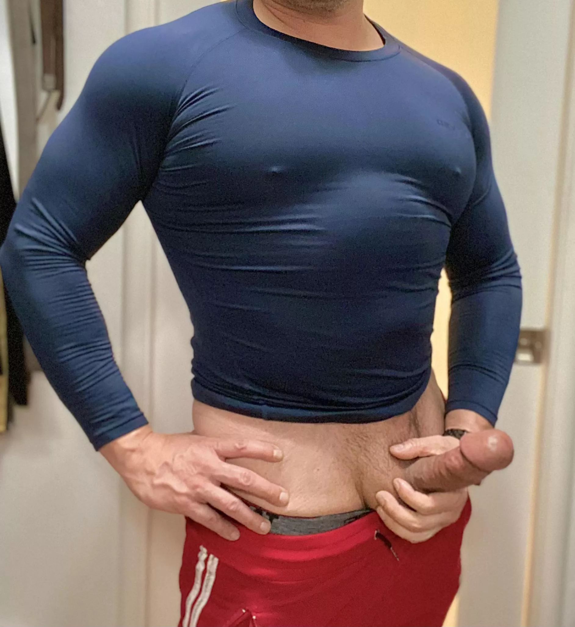 46 (M) it’s leg day today, if I’m lucky a third leg day as well