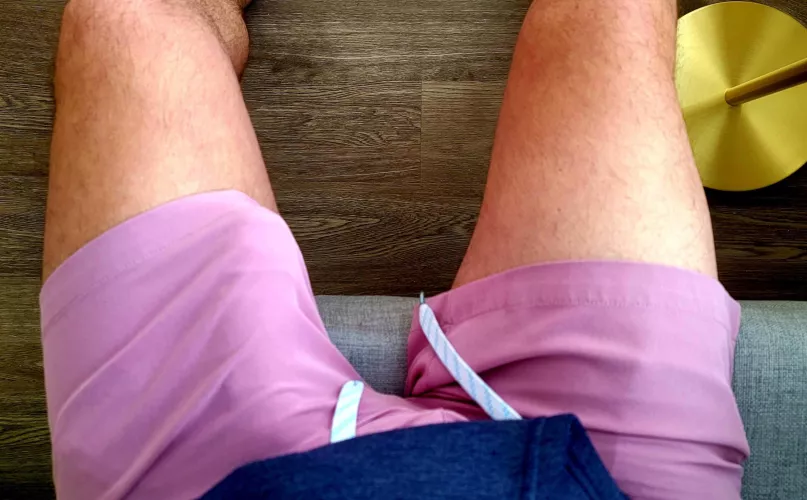 about to get on a flight..would you notice if you were in the seat next to me?