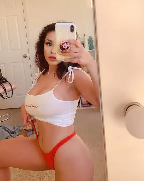 am really a quiet type but not in bed