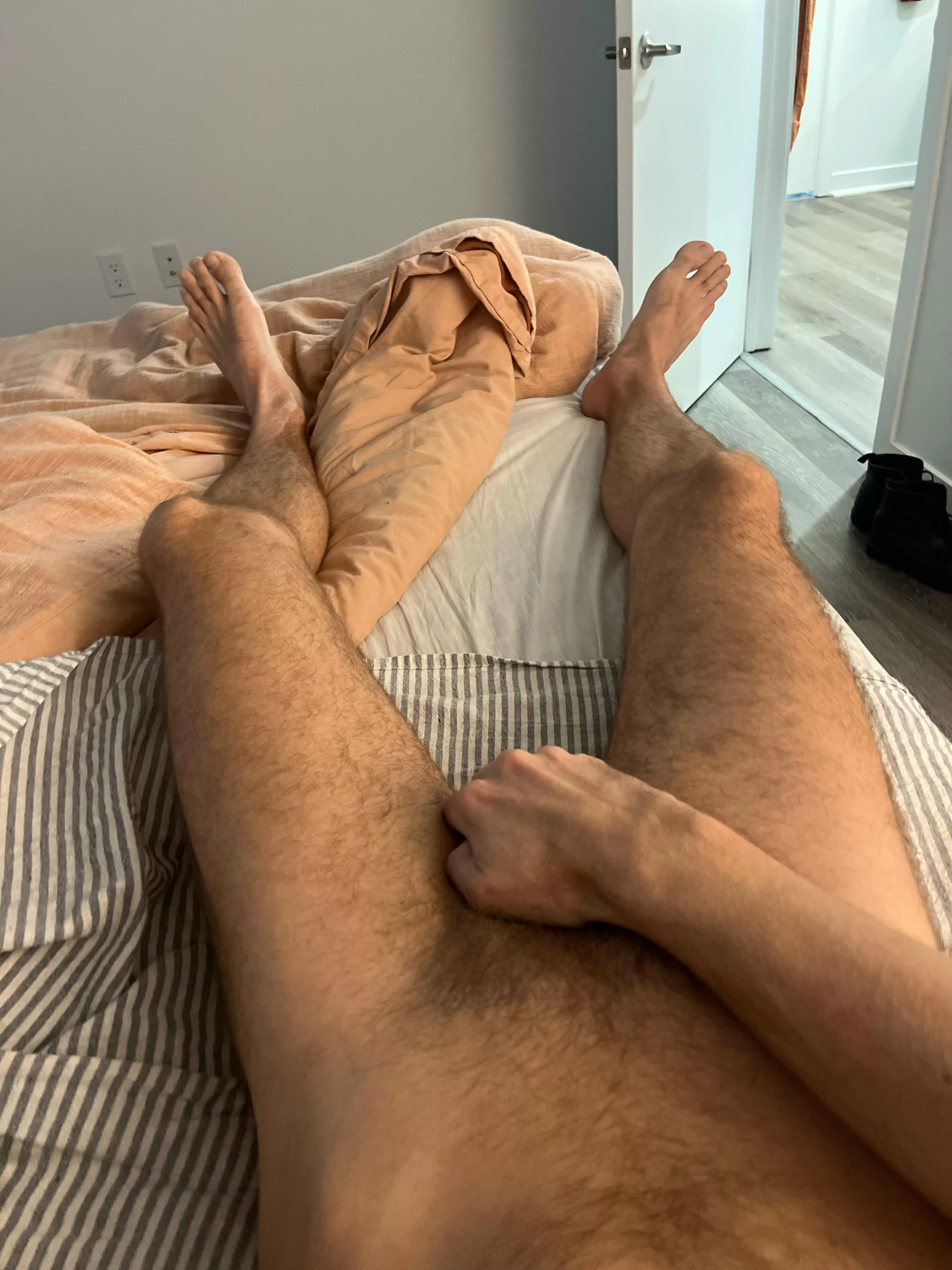 Anybody down to bet and compare. Loser is winners bitch