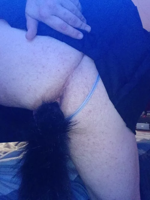 anyone want to play with me right now 🙂