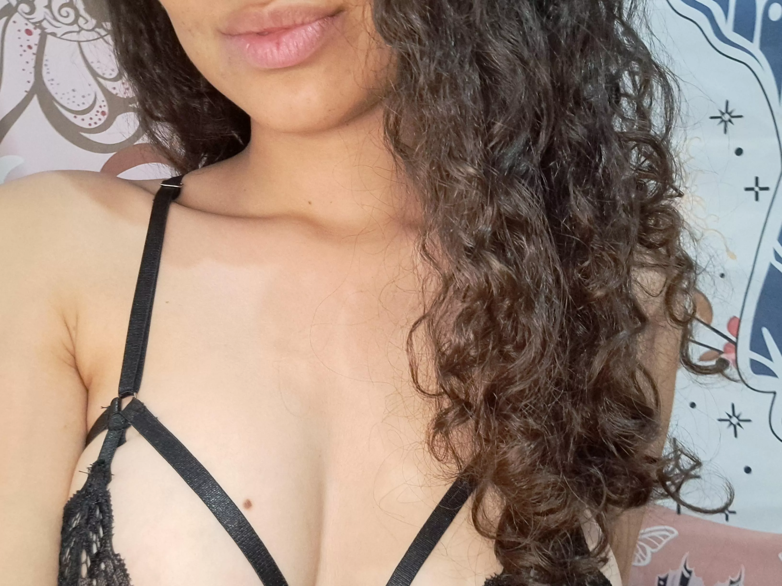 curls can either make you wild or sweet, I'll do both