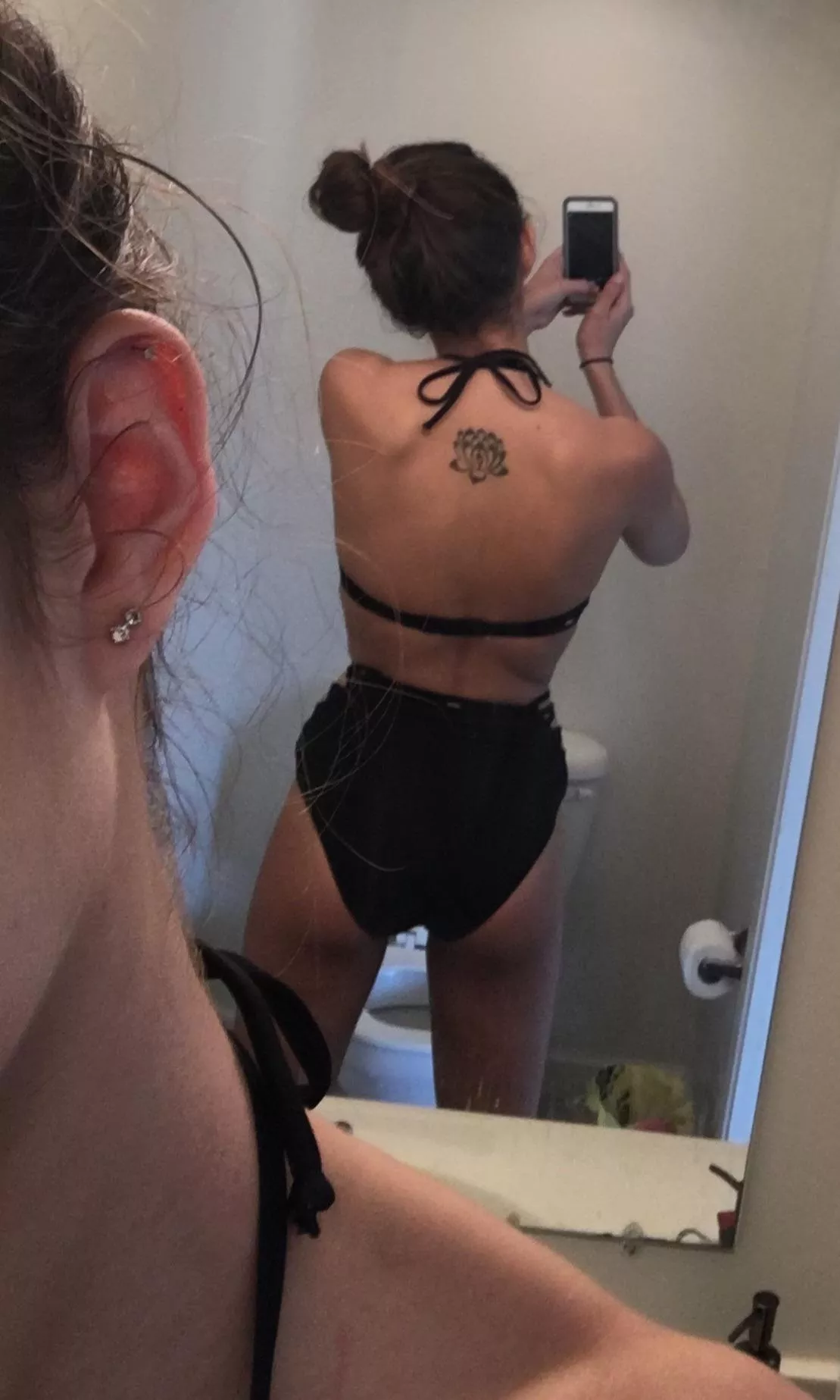 cutie with a booty☺️