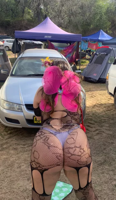 Do you want stockings stay on? here you go🖤