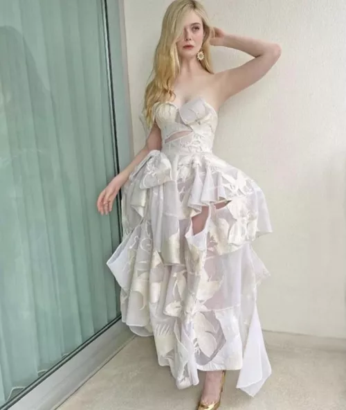 Elle Fanning