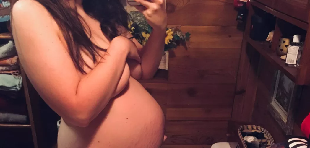 F23 message me 😛😏