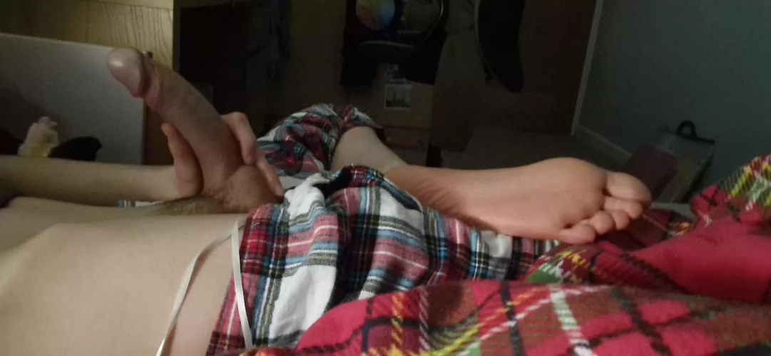 feet, cock or both? 😏