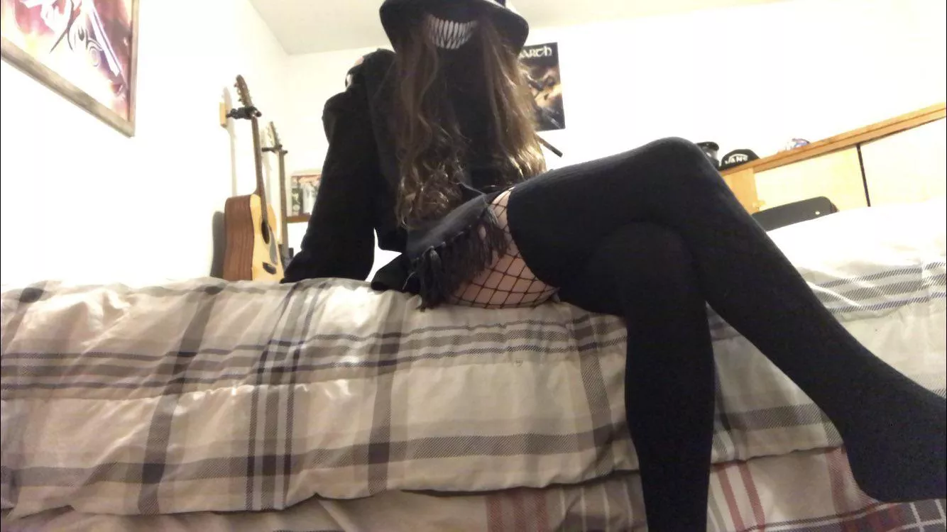 First skirt in public trying to accept myself more❤️😚