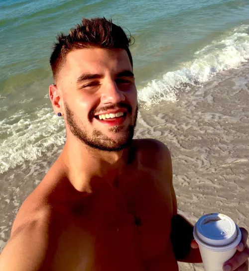 Greetings from south beach Miami 😸