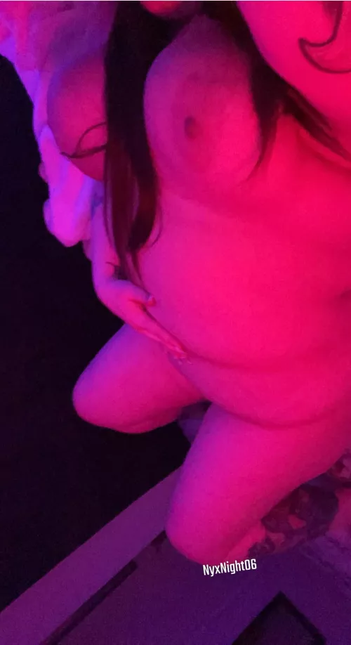 I love my chubby body 🥰🖤