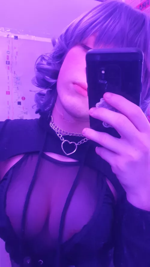 I love taking mirror selfies 🥰