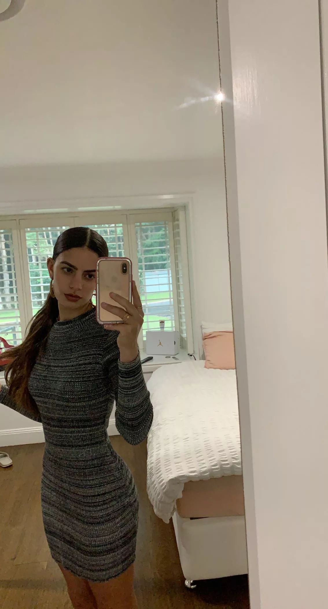 I need good company to keep me up all night 👅